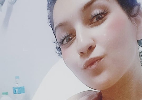 Sem saber de gravidez, jovem dá à luz após achar que tivesse tumor no útero