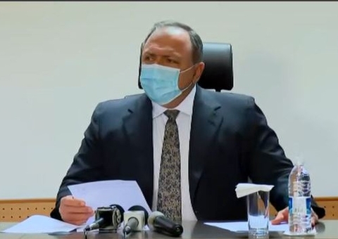 Pazuello diz que vacinas começam a ser distribuídas amanhã aos estados