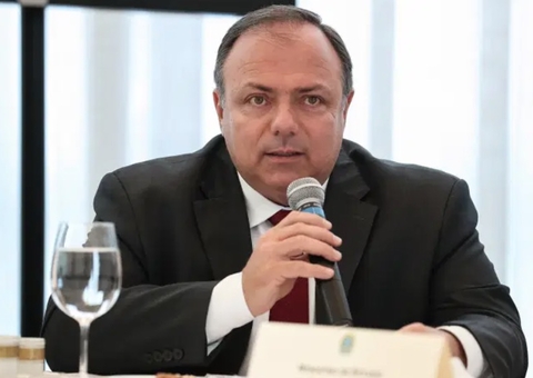 Vacinação: Pazuello prevê 93 milhões de doses até março de 2021