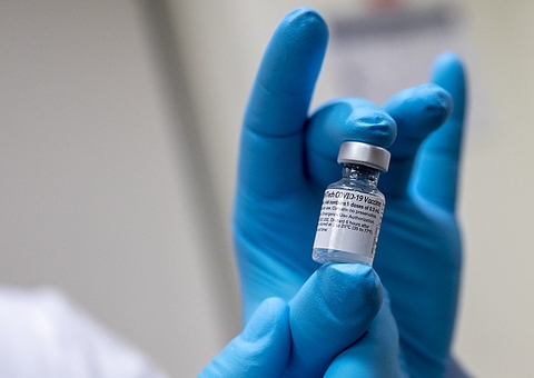 Pfizer pede à Anvisa registro definitivo da vacina contra Covid-19