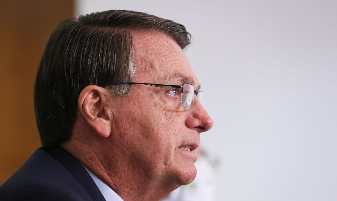 Bolsonaro parabeniza aliados após eleição à presidência da Câmara e Senado