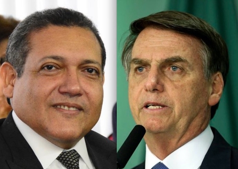 Bolsonaro confirma escolha de Kassio Nunes para STF