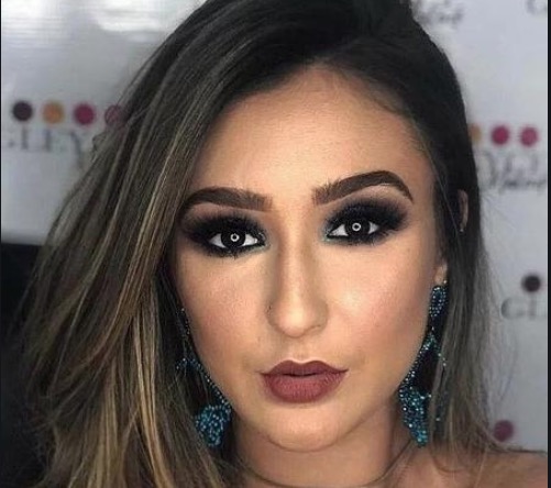 Universitária brasileira morre ao despencar em vão de elevador na Argentina