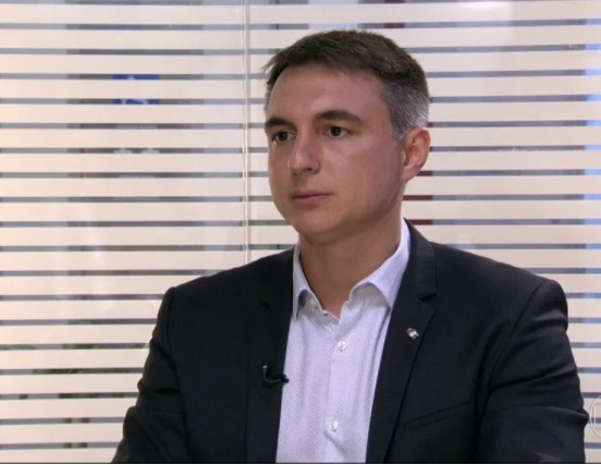 Secretário de Educação do Rio Pedro Fernandes é preso em operação da PC