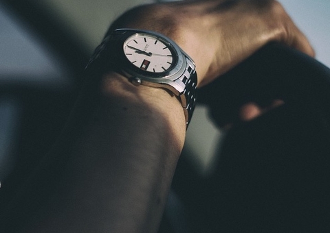 Padre sofre tentativa de linchamento ao causar morte de motociclista 