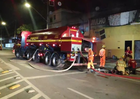 Animais deixados em Pet Shop à noite morrem carbonizados em incêndio