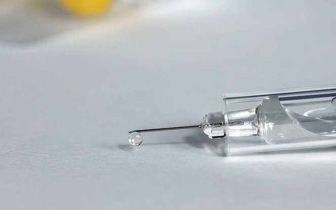 Maioria do STF vota a favor da vacinação obrigatória contra a Covid-19