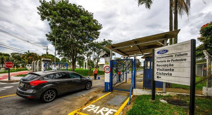 Trabalhadores anunciam mobilização contra fechamento da Ford no Brasil