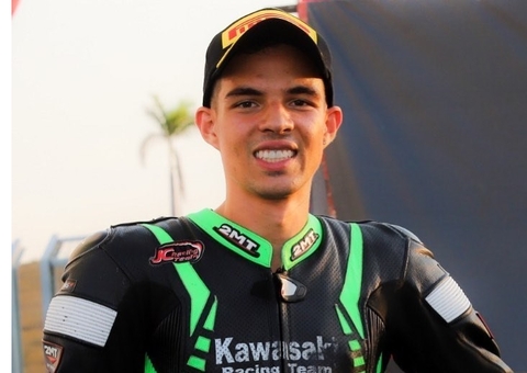 Vídeo mostra momento em que piloto morre durante prova de SuperBike