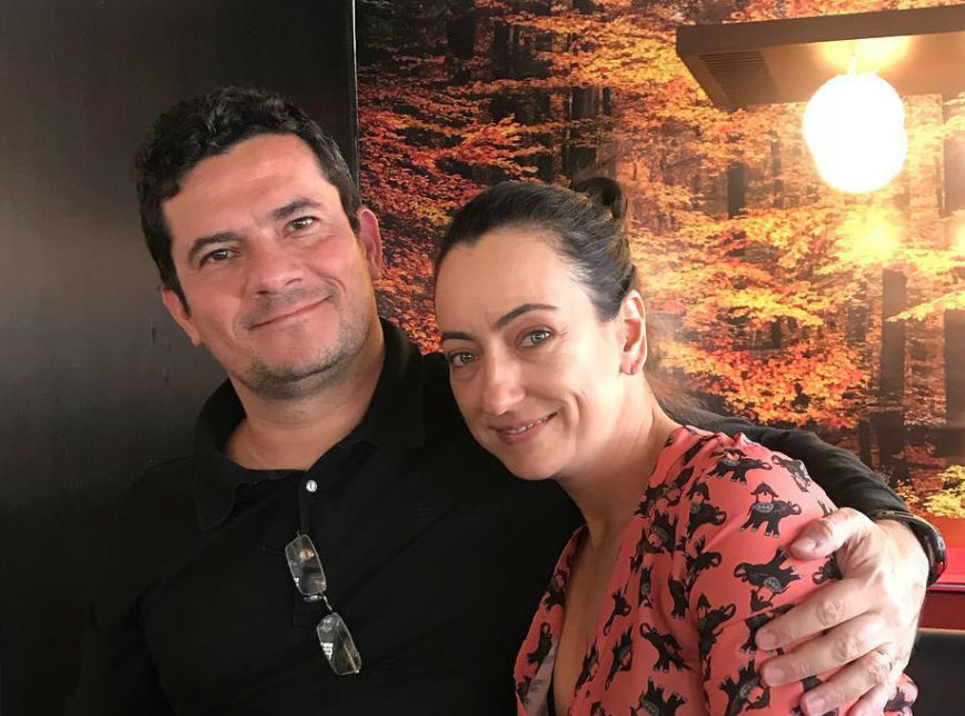 Após polêmicas, família de Moro quer que ex-ministro deixe o Brasil