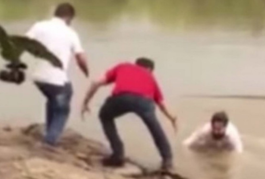 Vídeo: Candidato cai em rio durante gravação de propaganda eleitoral