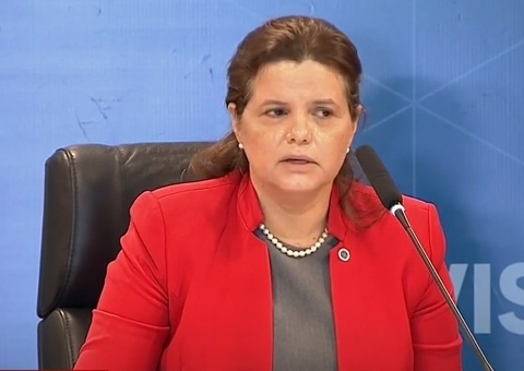 Diretora da Anvisa vota a favor do uso emergencial das CoronaVac e Oxford