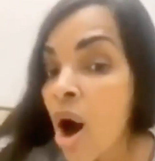 Flordelis 'surta' e manda recado em vídeo afrontoso: 'Vocês vão se dar mal'