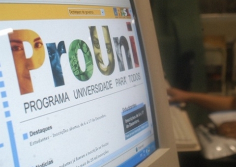 Inscrições para bolsas remanescentes do Prouni terminam nesta quarta-feira