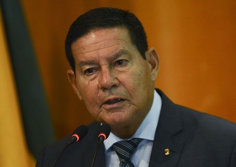 Mourão decide exonerar assessor após vazar conversa sobre impeachment
