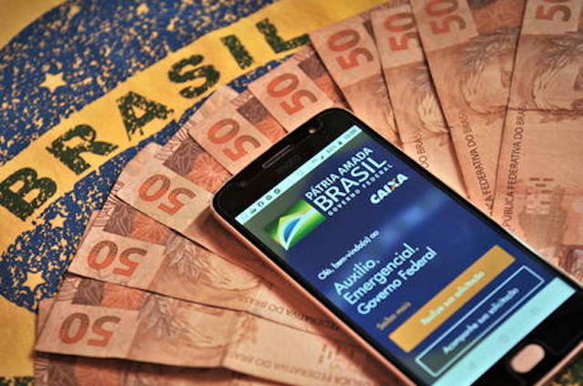 Caixa deposita auxílio emergencial para nascidos em setembro