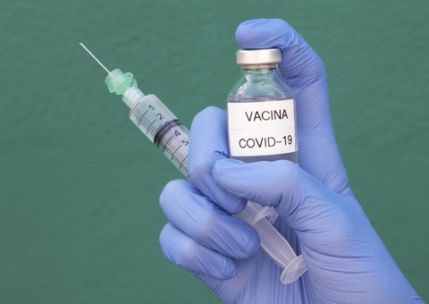 Clínicas particulares negociam compra de 5 milhões de vacinas contra Covid