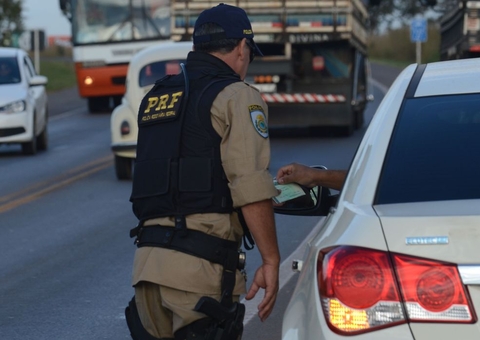 Edital para concurso da PRF deve sair em janeiro