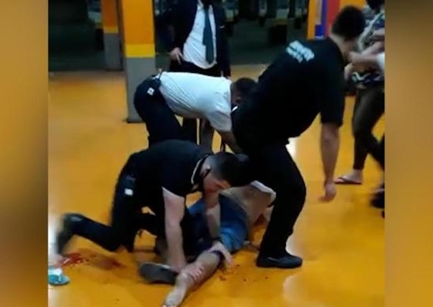PM quer demissão de policial temporário que matou homem negro no Carrefour