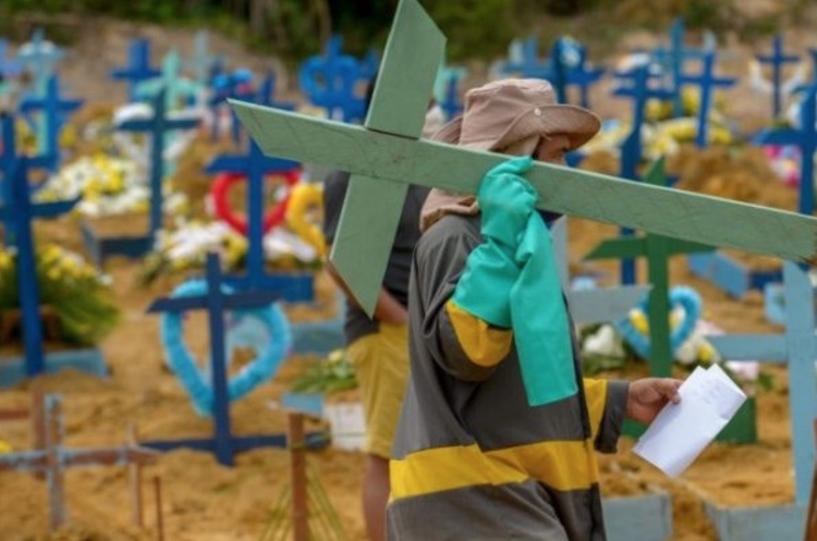 Número de mortes por covid-19 no Brasil é o maior desde setembro