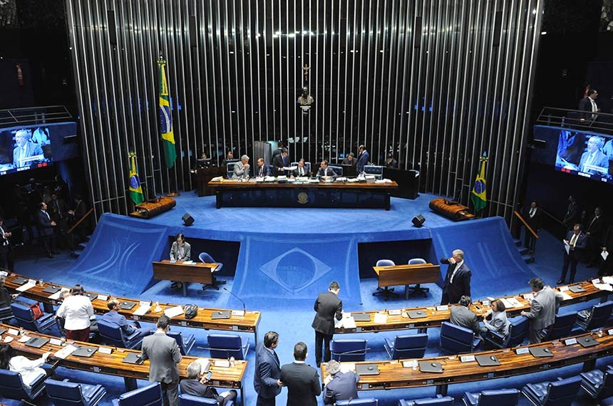 Pedido de abertura da CPI da Covid é protocolado no Senado