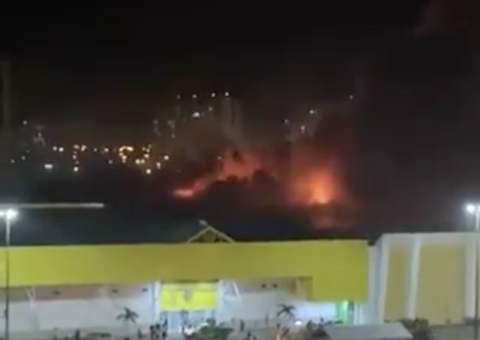 Shopping é evacuado durante incêndio em Aracaju; vídeo