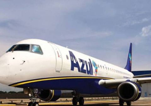 Azul e Gol oferecem transporte gratuito de vacinas contra Covid-19