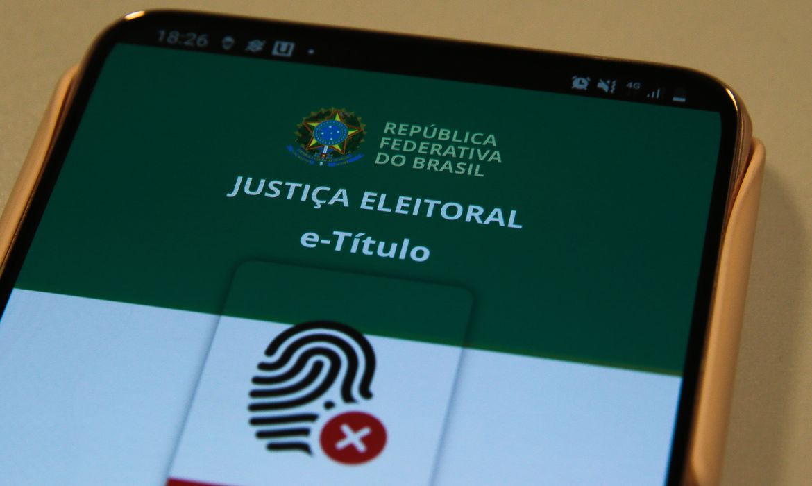Justificativas de ausência via e-Título passam de 503 mil, diz TSE