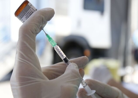 Anvisa decide no domingo se aprova uso emergencial de vacinas contra covid