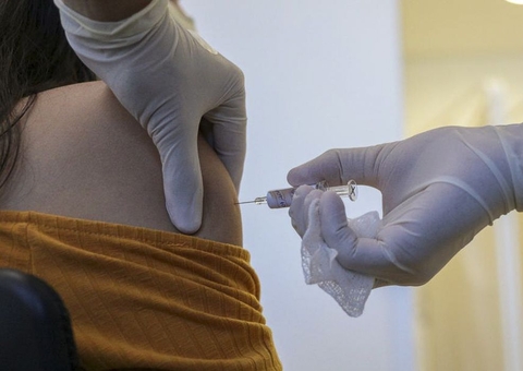 Vacinação contra covid-19 pode começar em fevereiro, diz Pazuello