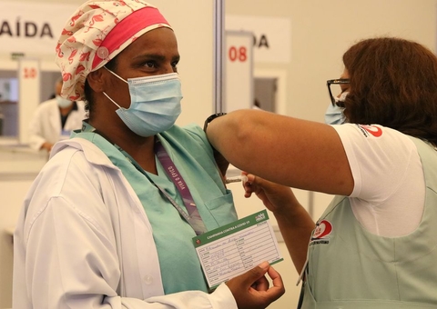 Covid: Mais de 62 mil pessoas foram infectadas em um dia no Brasil