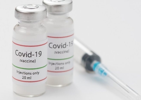 Covid: empresas negociam compra de 33 milhões de doses da AstraZeneca