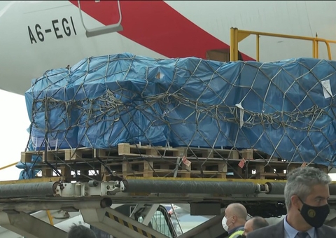 Fiocruz libera vacinas da Oxford para distribuição no Brasil