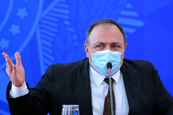 Saúde tira do ar TrateCOV e diz que plataforma foi ativada 'indevidamente'