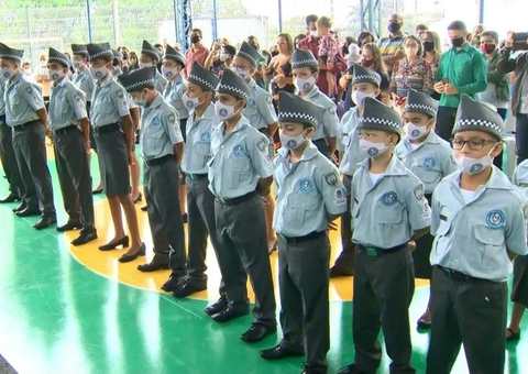 MEC prevê adesão de mais 54 escolas ao modelo cívico-militar em 2021