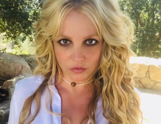 Britney Spears manda investigar o pai após ser autorizada a escolher advogado: 'arruinou minha vida'