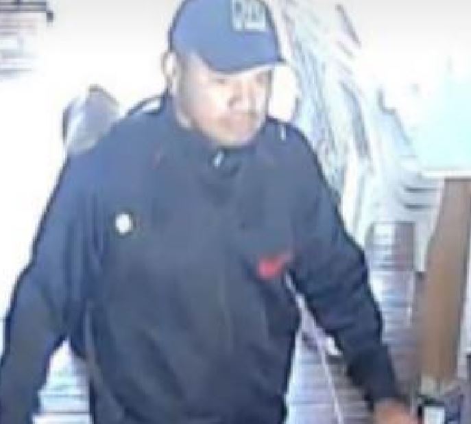 Polícia pede ajuda para encontrar suspeito de furtar casa em Manaus 