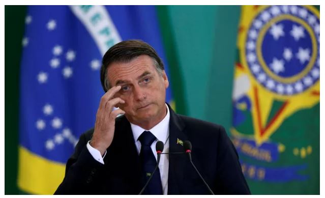 Bolsonaro fala à PF que postagem de vídeo foi acidental