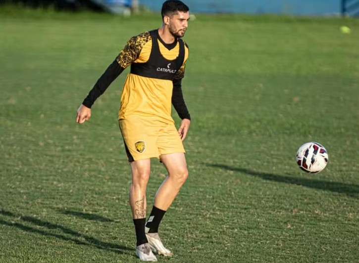 Zagueiro Marcel Scalese é o novo contratado da 'Onça-pintada'