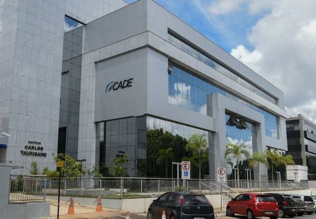 Cade pede condenação da OAB por obrigar tabelas de honorários