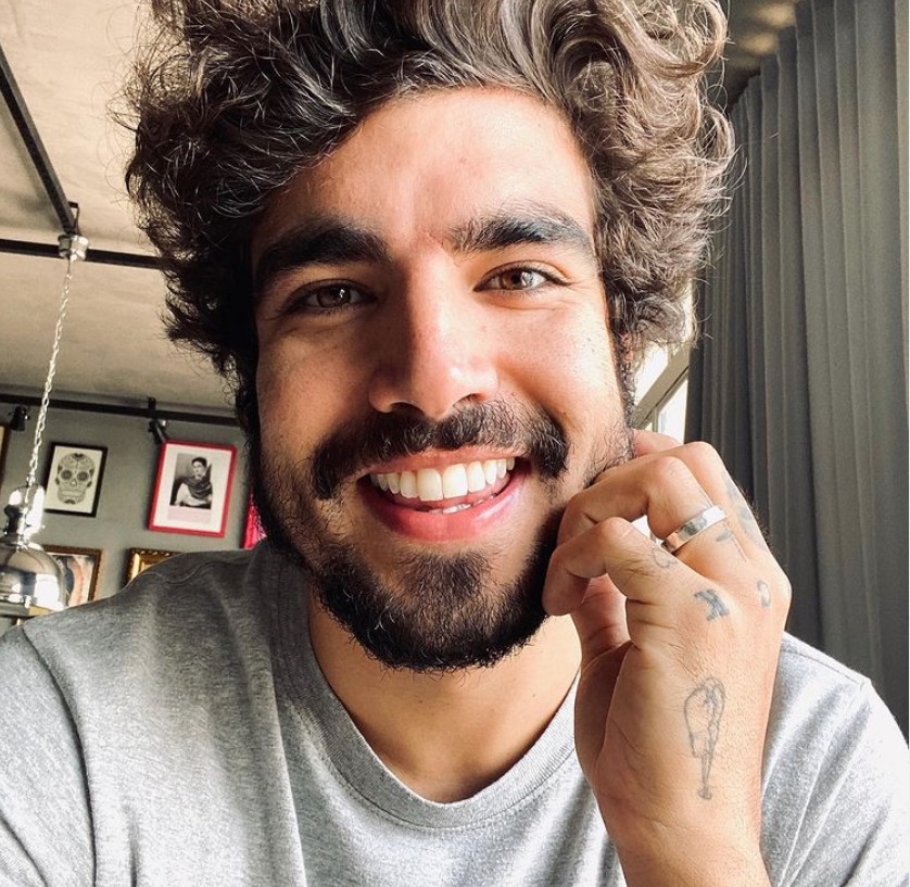 Namorando Grazi, Caio Castro faz planos: ‘Quero construir família’