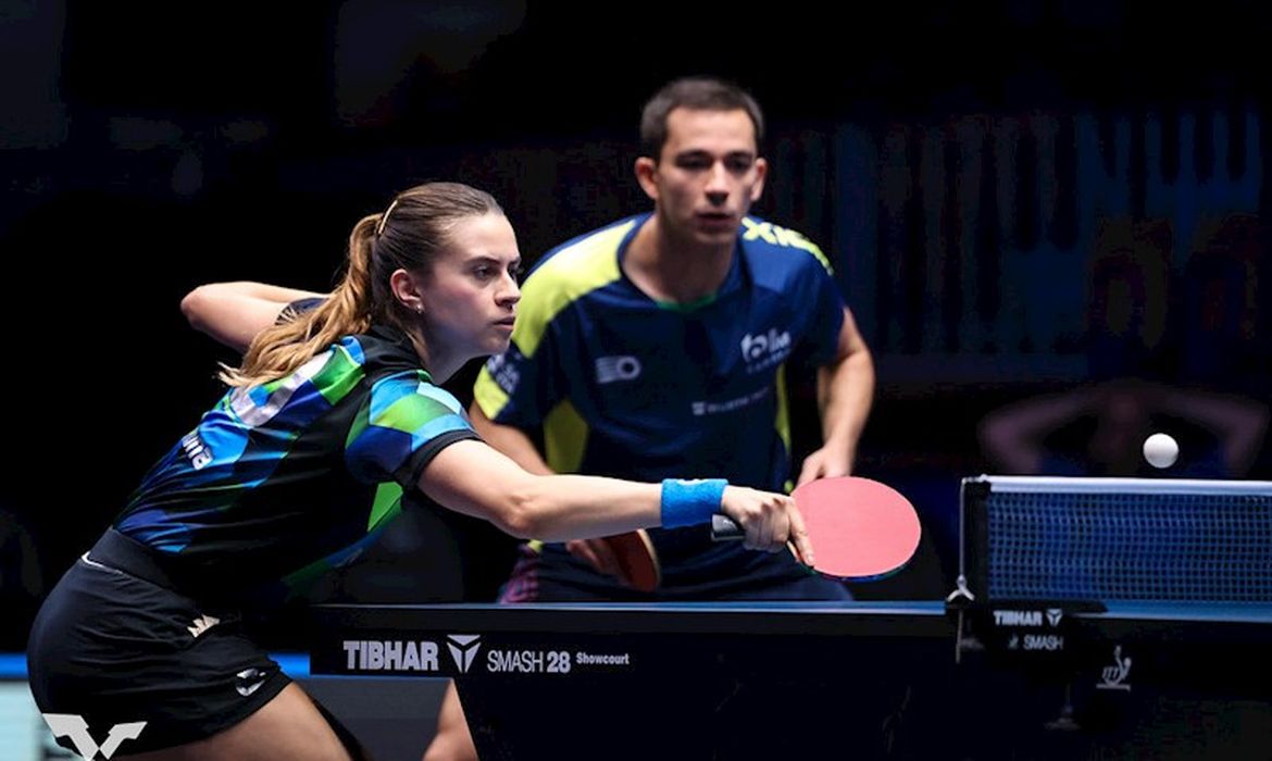 Hugo Calderano e Bruna Takahashi vão às quartas em torneio na Eslovênia