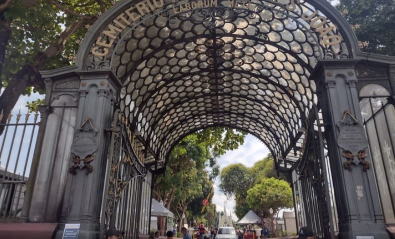 Manaus registra 29 enterros nesta quarta-feira