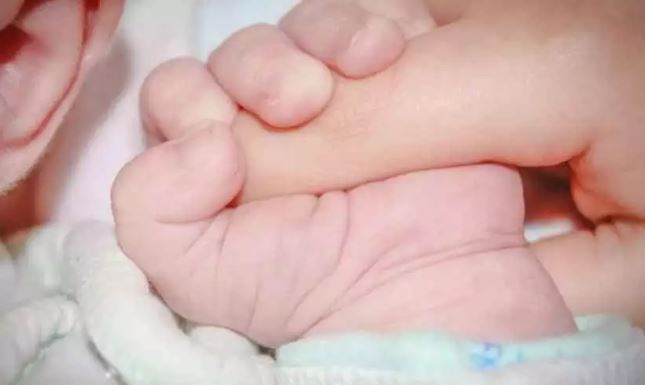 Doença rara de ossos em tecidos moles pode ser diagnosticada em bebês