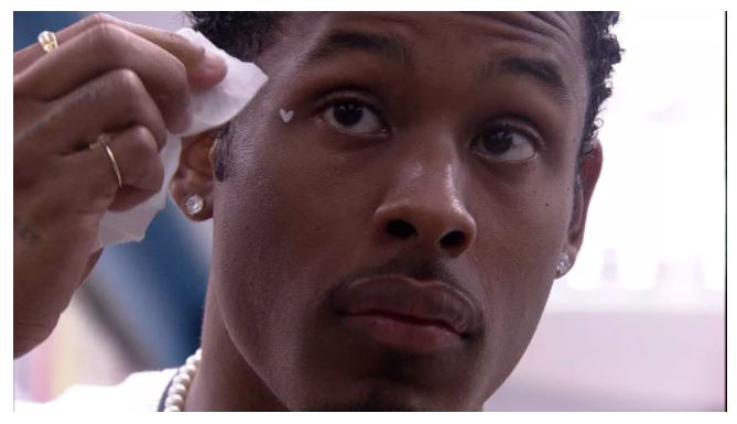 PA faz maquiagem de Jade Picon para festa do BBB neste sábado