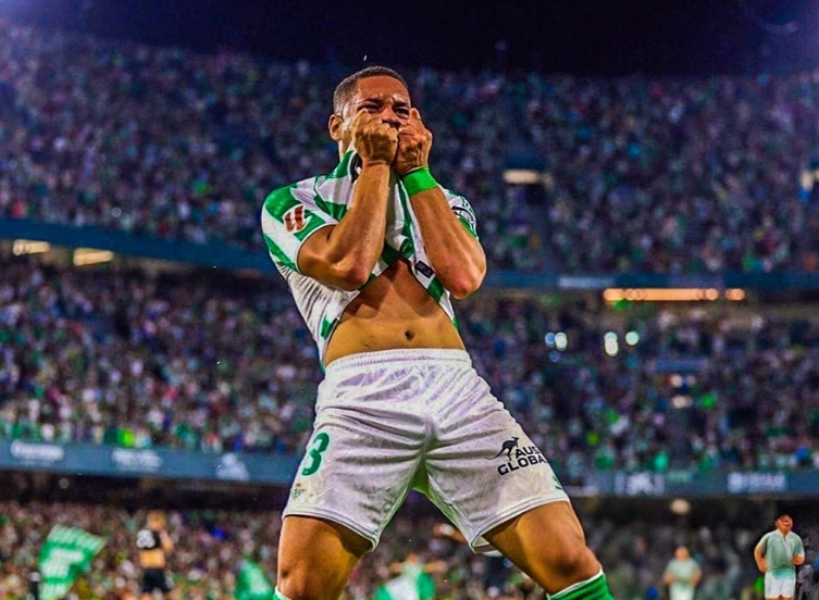 Vitor Roque se destaca no Betis, brilha na Copa do Rei e 'alivia' Barcelona
