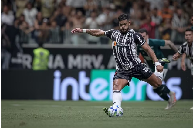 Atlético-MG, Palmeiras e Flamengo formam top 3 de penalidades no Brasileiro