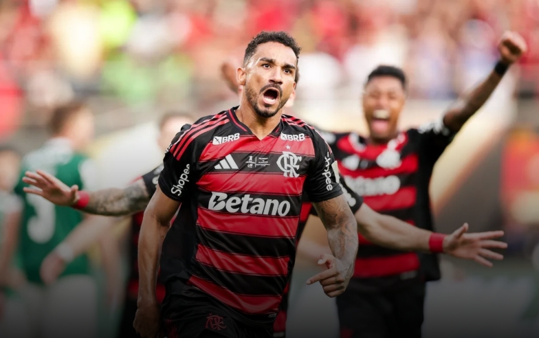 Flamengo pode ultrapassar R$ 2 bilhões em receita com tetra da Libertadores
