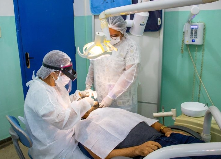 Dentistas gratuitos em Manaus: Veja UBSs que atendem aos sábados