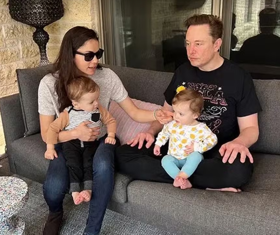 Elon Musk confirma nascimento de seu 14º filho 